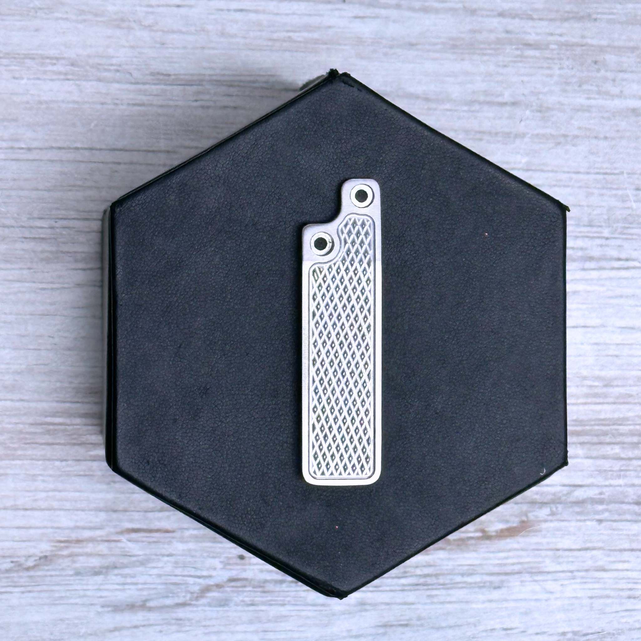 Cold Steel AD-10 Titanium Pocket Clip - Image 3
