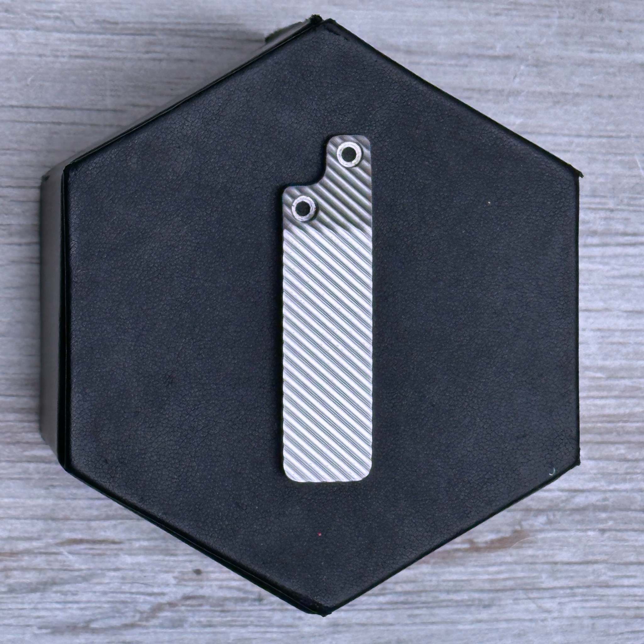 Cold Steel AD-10 Titanium Pocket Clip - Image 4