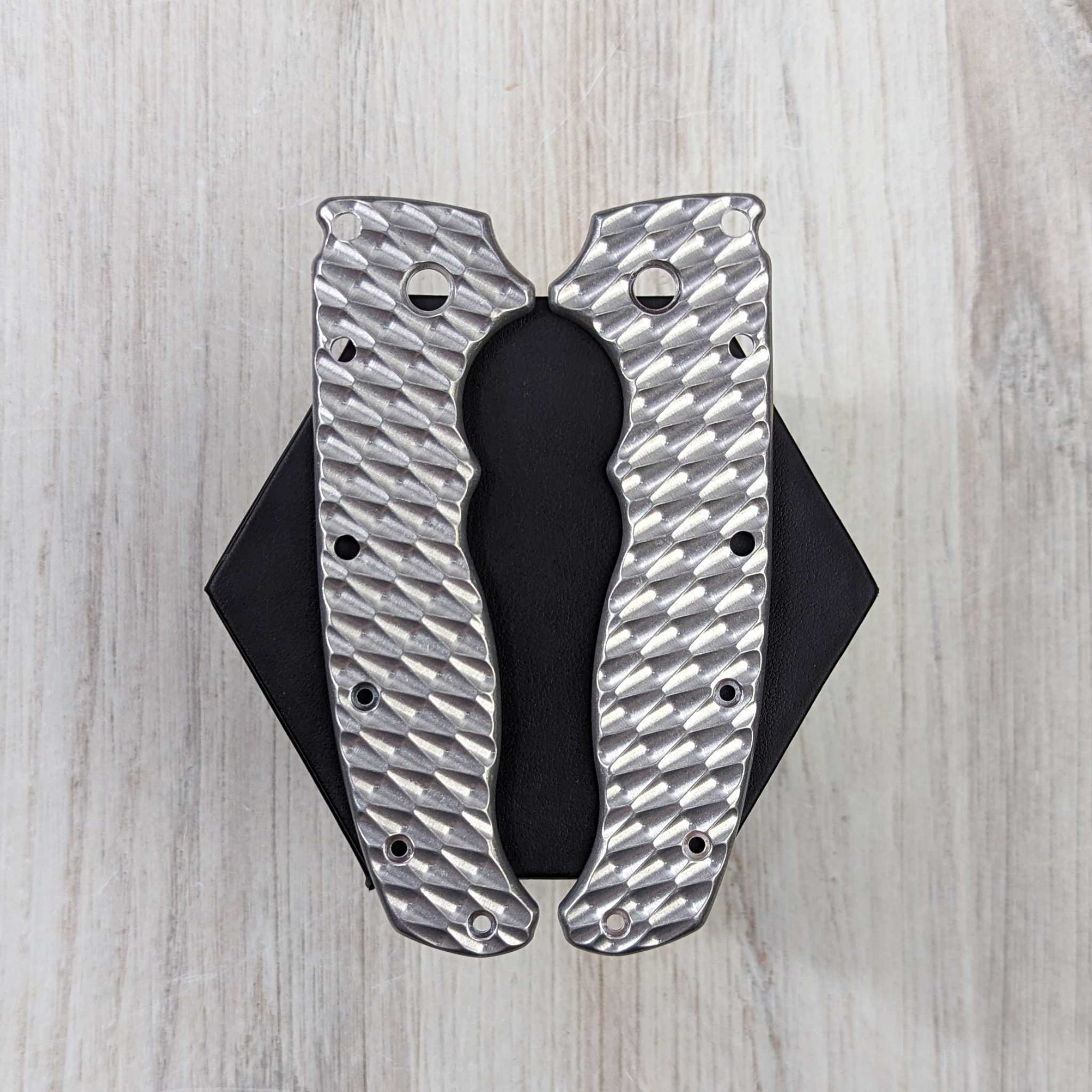 STOCKY GOAT - SMALL PIVOT - Textured Titanium Scales (Compatible with Demko AD20.5) - Image 2