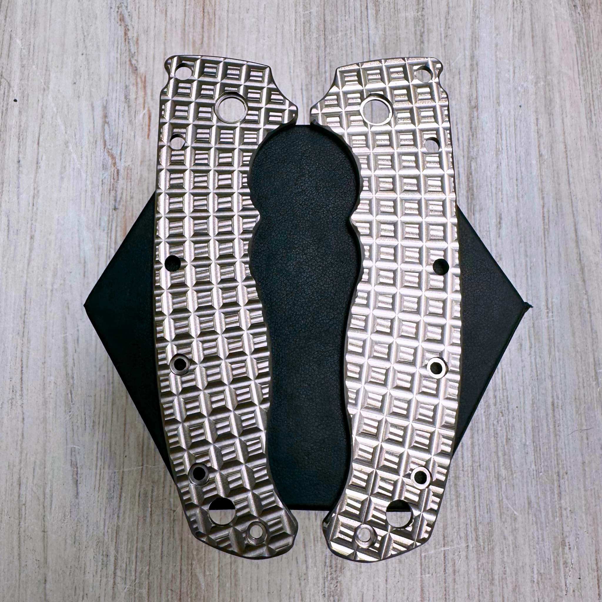 STOCKY GOAT - SMALL PIVOT - Textured Titanium Scales (Compatible with Demko AD20.5) - Image 3